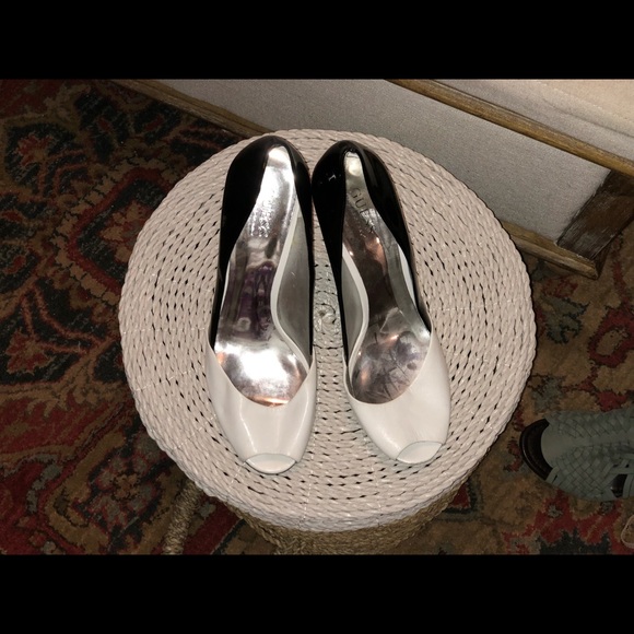 2 tone peep toes - Picture 3 of 4